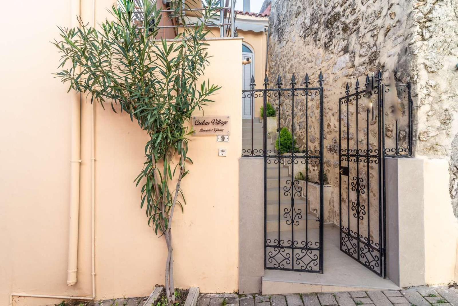 Cretan Village Renovated House Heraklion Exteriör bild